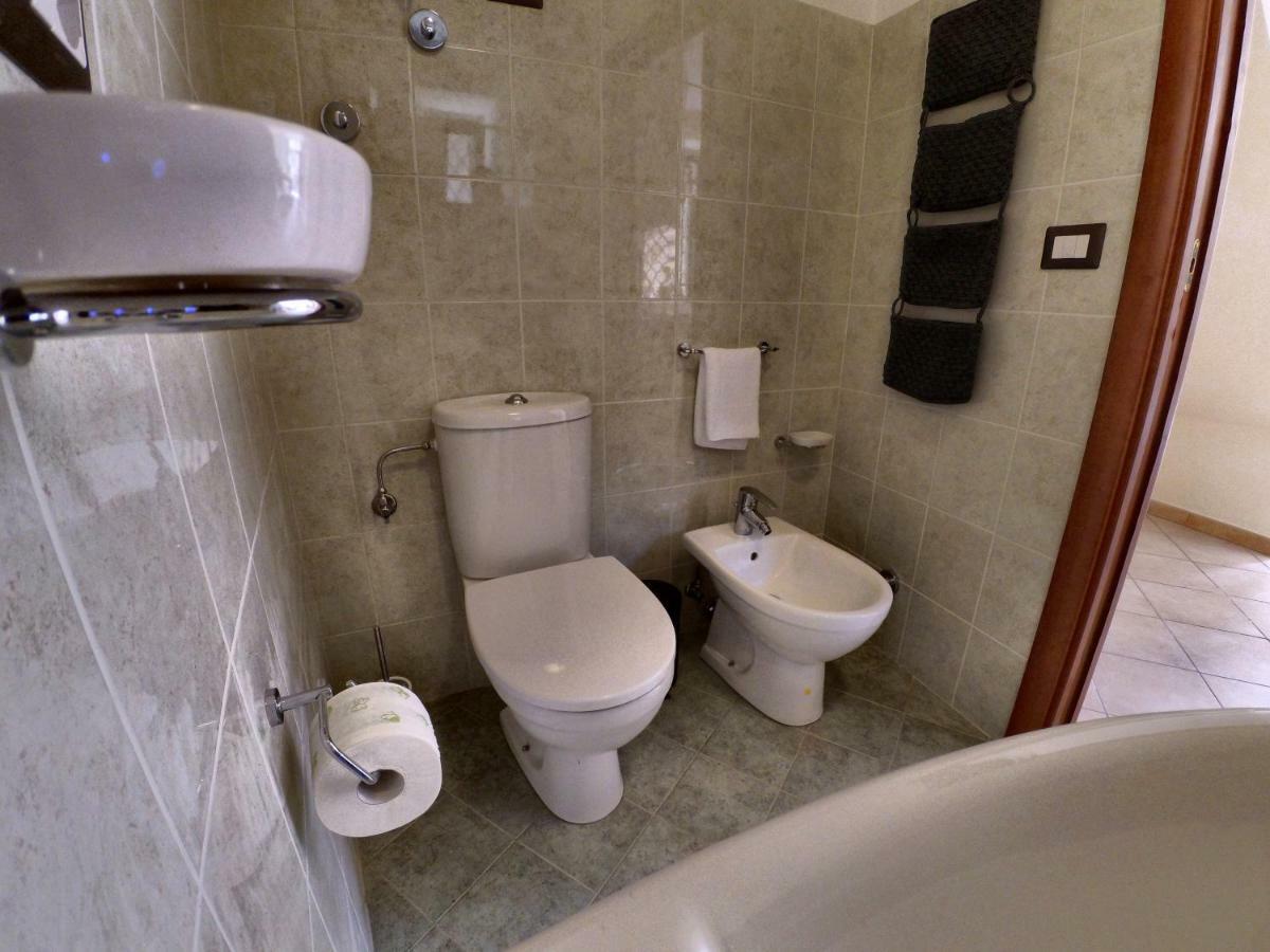 カステルモーラ Casa Colapesceヴィラ エクステリア 写真